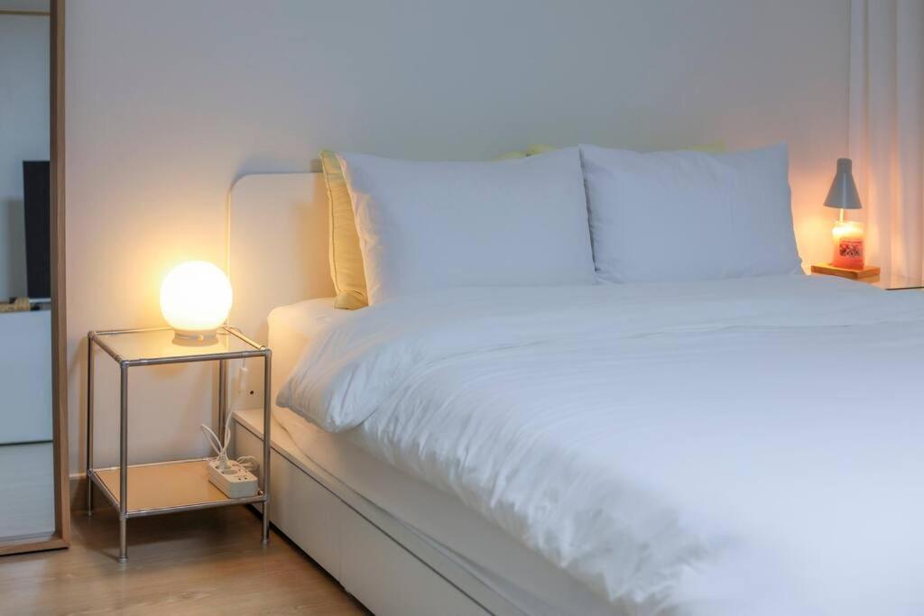 Modern And Comfy House/ Hongik St. Exit 2 10min Holiday home
